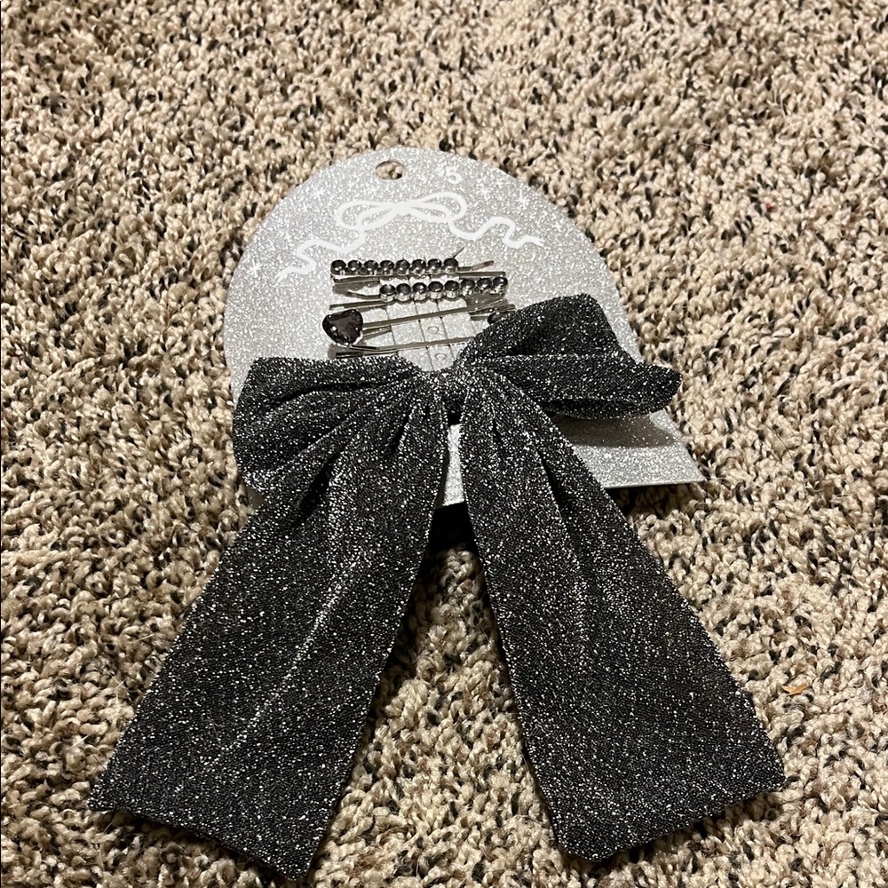 Elegant Black Glitter Hair Bow